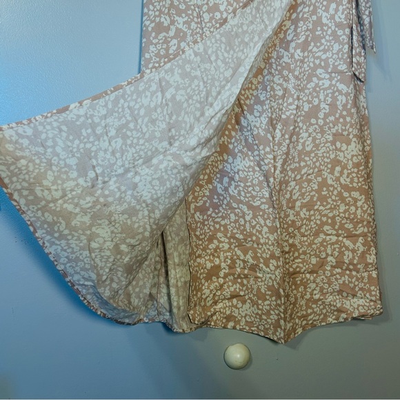 Kirious‎ Cheetah Print Wrap Tie Skirt With Side Slit Sz L Pink Romantic Delicate - Picture 4 of 10